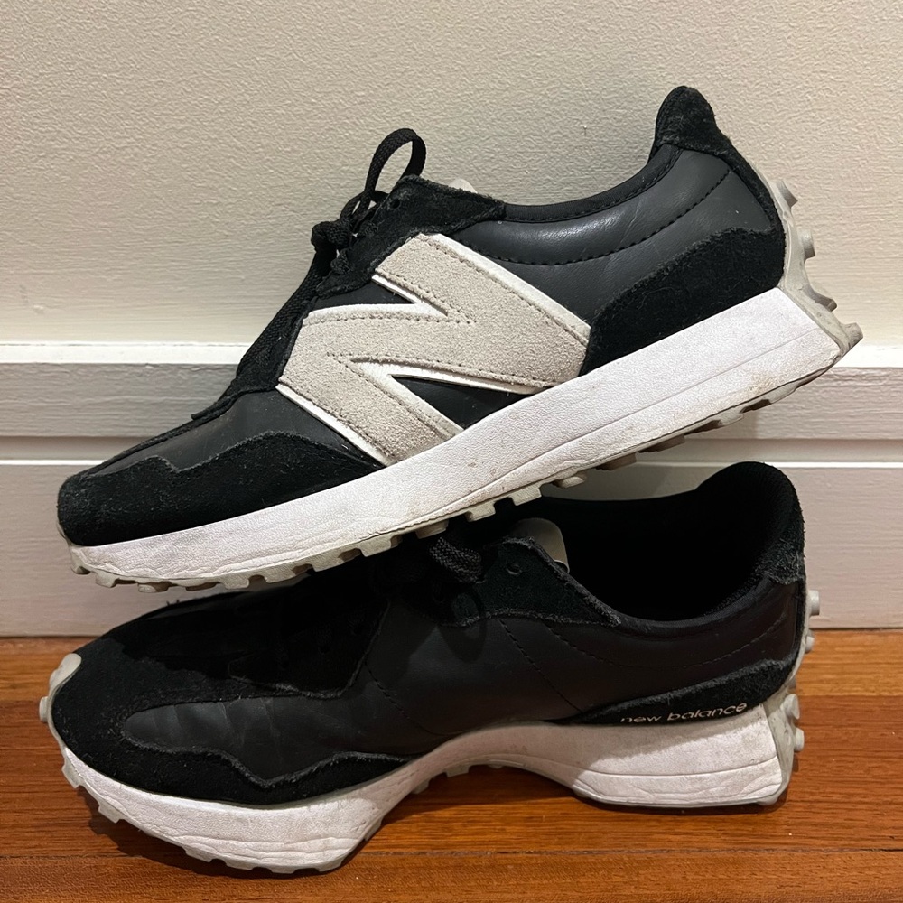 New Balance Women’s Black and White 327 Sneakers